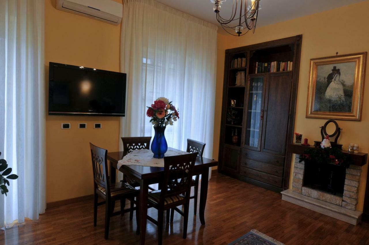 Апартаменти Casa Max Неаполь Екстер'єр фото